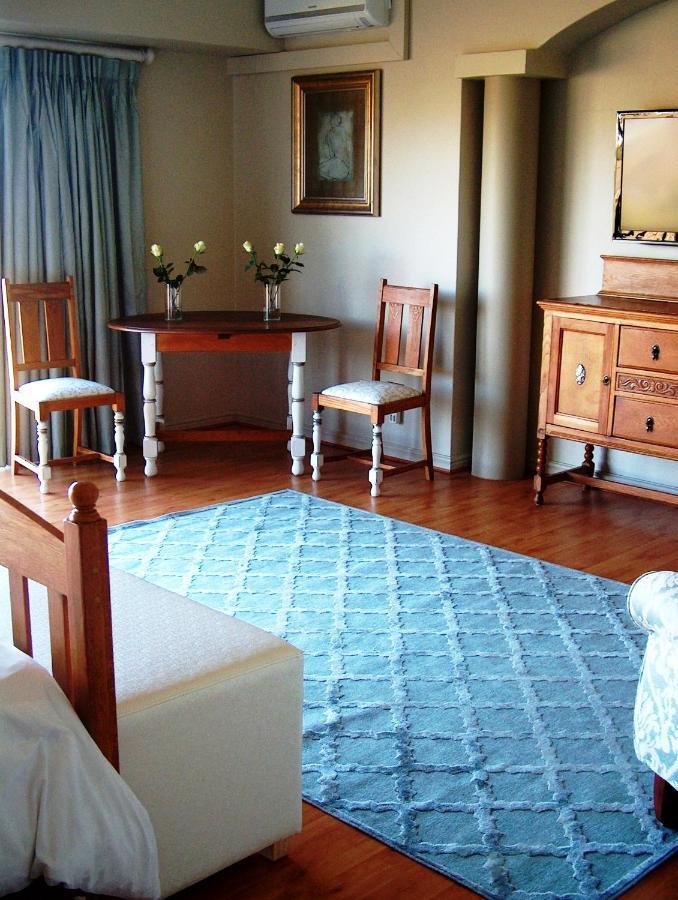Casa Mia Guesthouse Тейбл-В'ю Екстер'єр фото